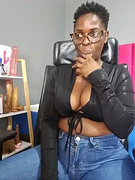 Shaniko89 Adlı Modelin Canlı XXX Sohbeti
