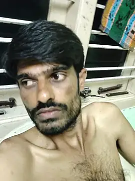 Hot_Hot_Boy Adlı Modelin Canlı XXX Sohbeti