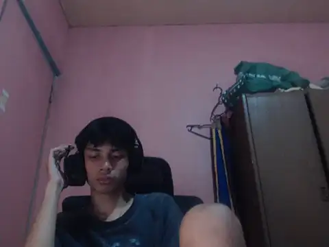 Kyoshi_19 XXX чат на живо