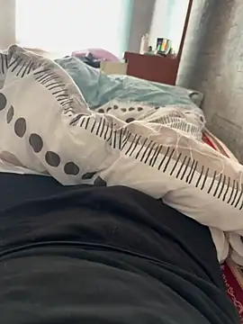 drbigwhite7 Show in webcam