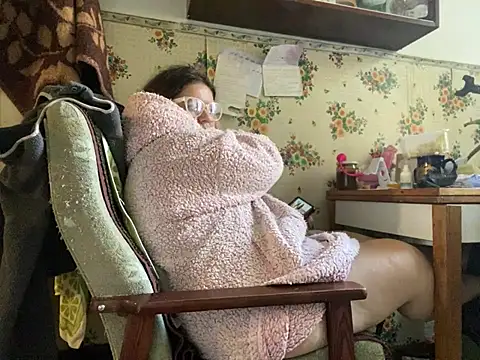 XXX chat uživo modela badfox5000