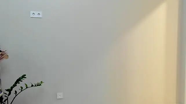 ailey_chao XXX чат на живо