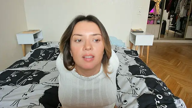 BrightDani Live XXX-Chat
