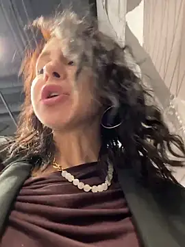RosieDesire's Live XXX Chat