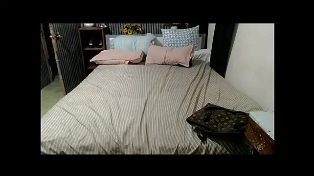 xAsianTOPModelx Live XXX Chat