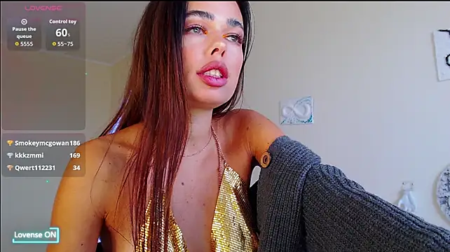 Chat XXX en directo de Gia_Vibey