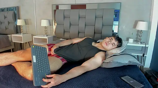 Charlie___Musk Pertunjukan Webcam
