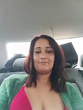 Alina03210 现场XXX聊天