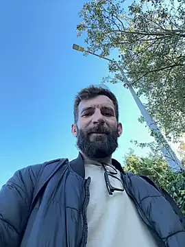 Czat XXX na żywo – Michel_huge