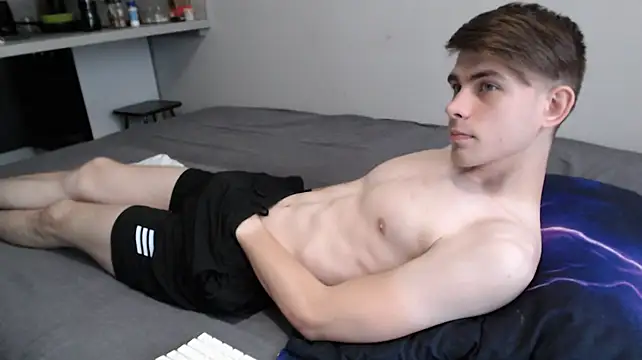 Student_Oliver Chat XXX live