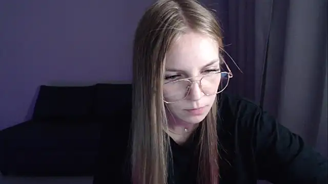 HitGyrl Live XXX-Chat