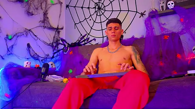 BryanGrey__ XXX чат на живо