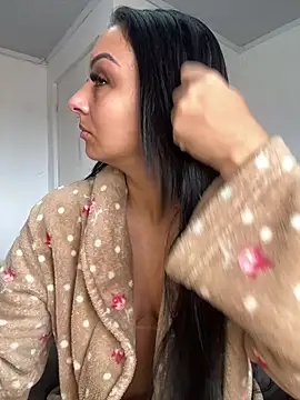 bbzinharosa Adlı Modelin Canlı XXX Sohbeti