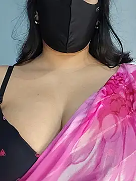 Teluguammai_01 Adlı Modelin Canlı XXX Sohbeti