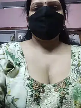 EZMA_7 Adlı Modelin Canlı XXX Sohbeti