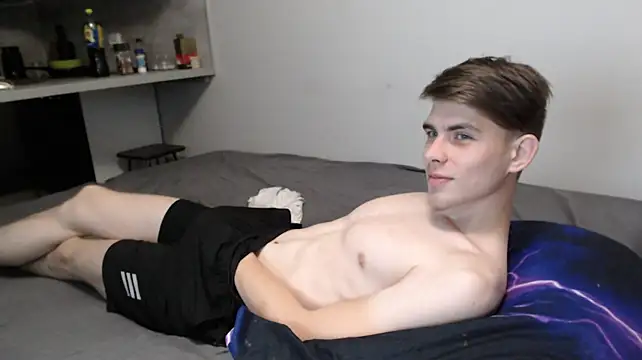 Student_Oliver Adlı Modelin Canlı XXX Sohbeti