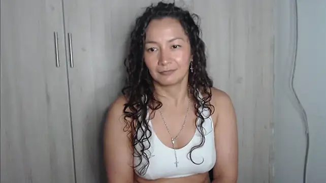 Chatroom XXX en direct de khawit_1