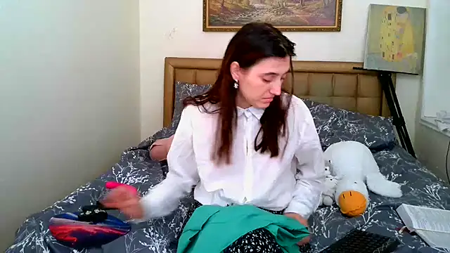 צ'אט XXX בשידור חי של Iren