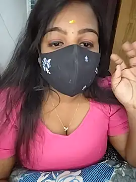 Tamil_Shara Adlı Modelin Canlı XXX Sohbeti