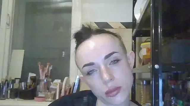 Trinsy_Love's Live XXX Chat