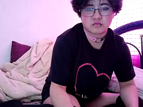 Ftm_Bunny: онлайн-секс-чат
