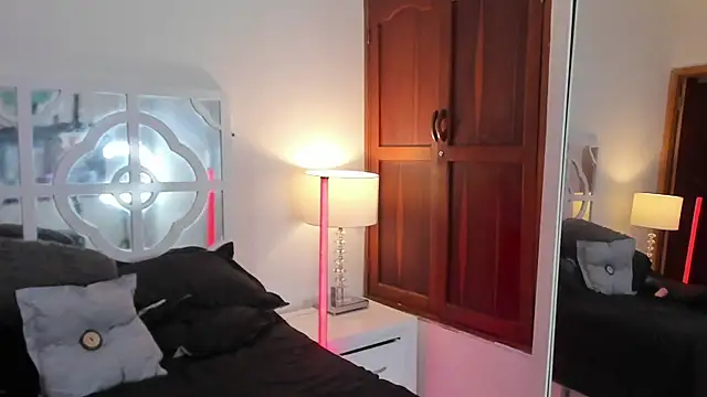 Chat XXX en directo de AriellePerla