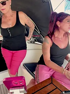 צ'אט XXX בשידור חי של German_Milf