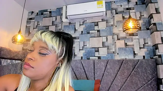 angel_dthroatt's Live XXX Chat