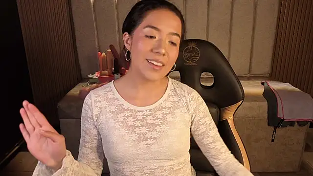 Lynn_turner live XXX chat
