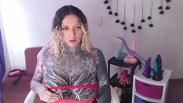 Chat XXX en directo de SLOPPYTITSS