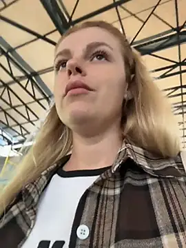 HarrietDart's Live XXX Chat