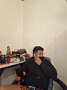 Czat XXX na żywo – Felix_Asher