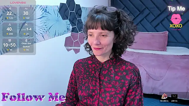 Valery_More__'s Webcam Show