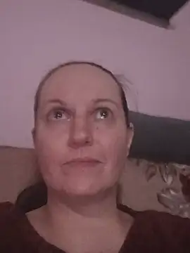 BustyLadyAlma 라이브 XXX 채팅
