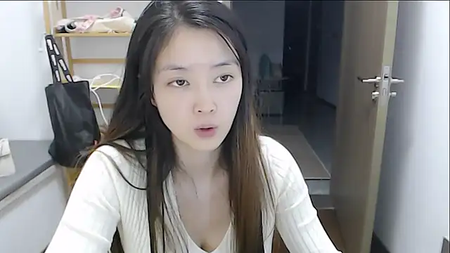 Chat XXX en directo de Mimi-cnbaby