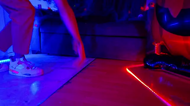 Chatroom XXX en direct de BryanGrey__