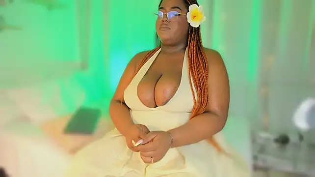 Ayanaa_Ebony_ 라이브 XXX 채팅