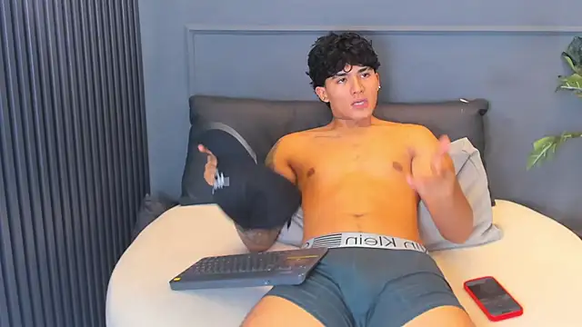 Chat XXX ao vivo de Ruslan_marcel