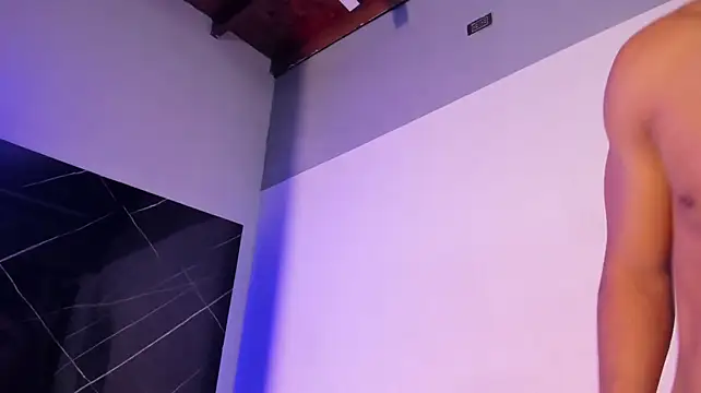 Chirshot_'s Live XXX Chat