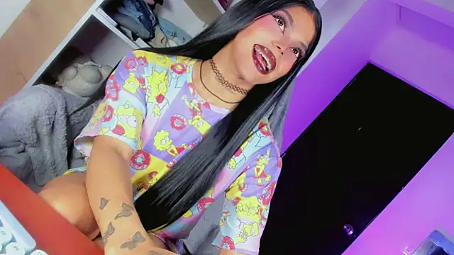Chat +18 de dark_kitty_xxx ao vivo