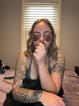 jaseyrae Chat XXX in diretta