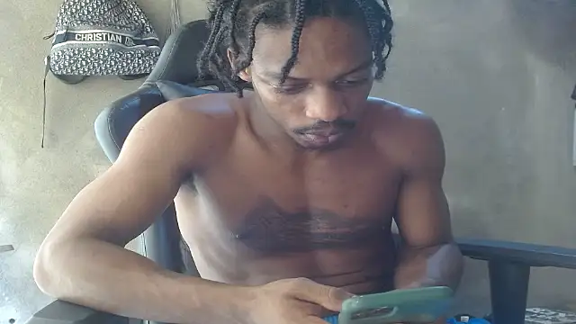 Larry-n-clouds – Live XXX-chat