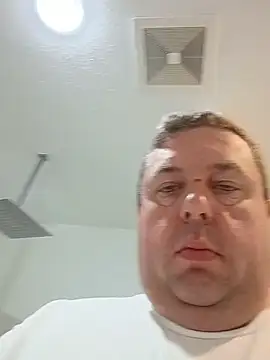 bigguymassage Chat XXX live