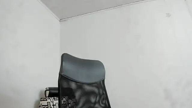 Nathaly_love96's Live XXX Chat