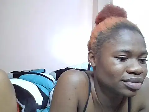 Fel2ndborn Chat XXX live