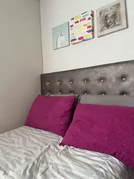 Ashleyroberst Adlı Modelin Canlı XXX Sohbeti