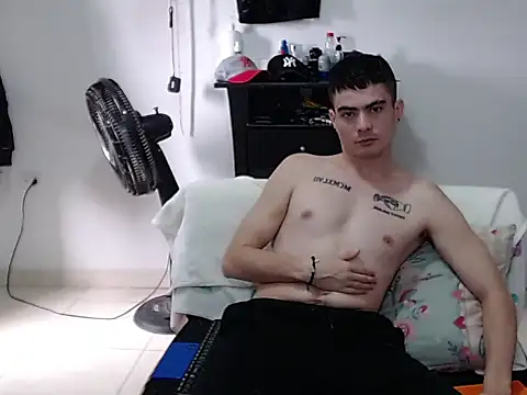 Zac_Efront's Live XXX Chat