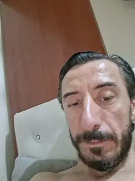 Selim5516 Adlı Modelin Canlı XXX Sohbeti