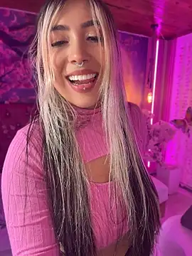 ManuelaVeeleez Chat XXX in diretta