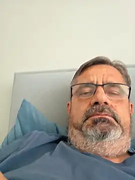 Axer1960 – Naživo XXX chat
